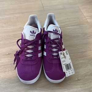 Adidas Gazelle in purple